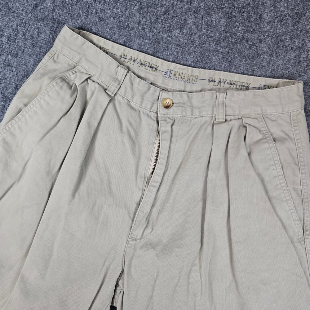 American Eagle AE‎ Khakis Mens Pleated Shorts Tan Size 32 Cotton Relaxed Fit